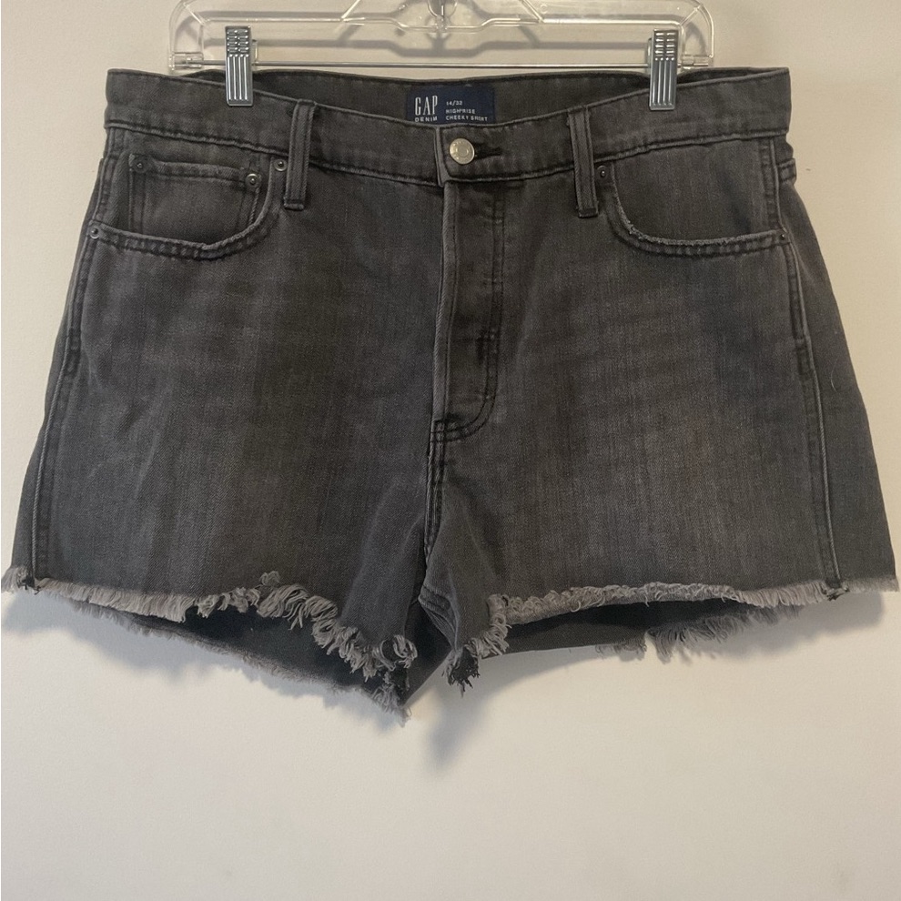 Gap High Rise Cheeky Button Fly Jean Shorts In Size 14 Or 32